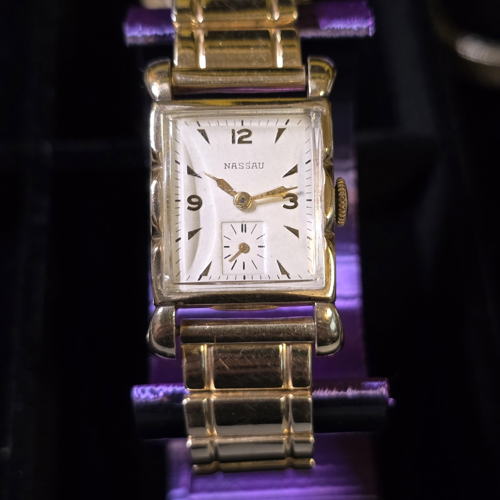 Nassau Gold (RGP) Men's Tank Watch
